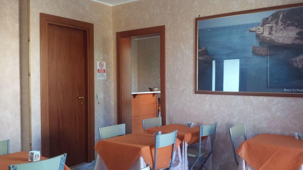 Hotel Mare Blu Torre dell'Orso Bagian luar foto